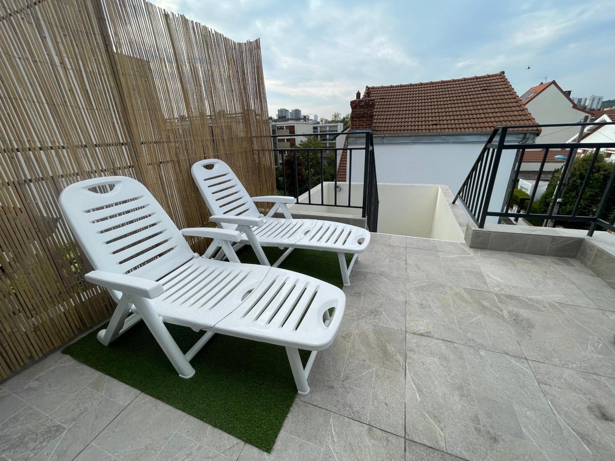 Appartement Avec Terrasse Et Ciel Etoile ! Noisy-le-Sec Esterno foto