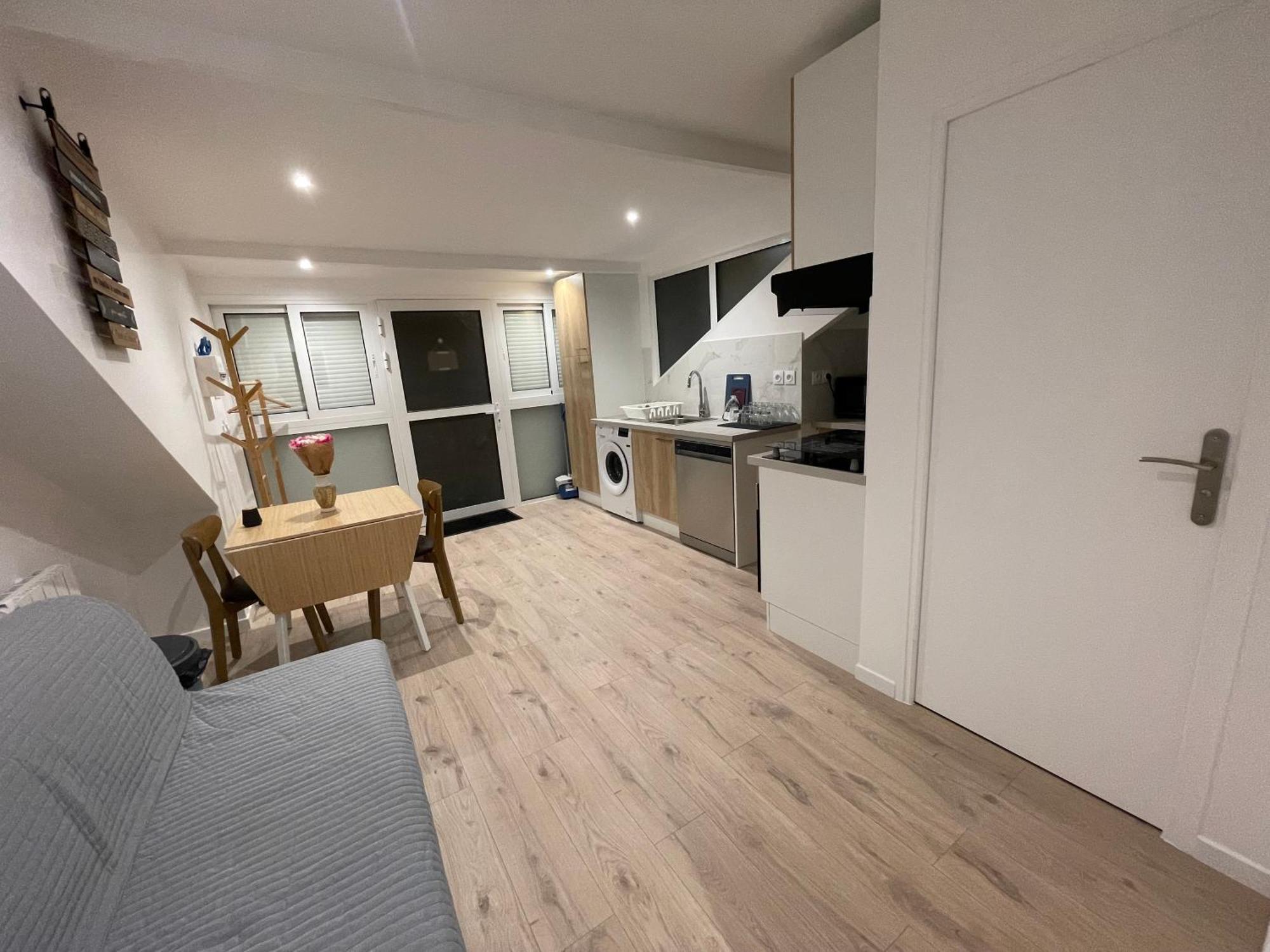 Appartement Avec Terrasse Et Ciel Etoile ! Noisy-le-Sec Esterno foto