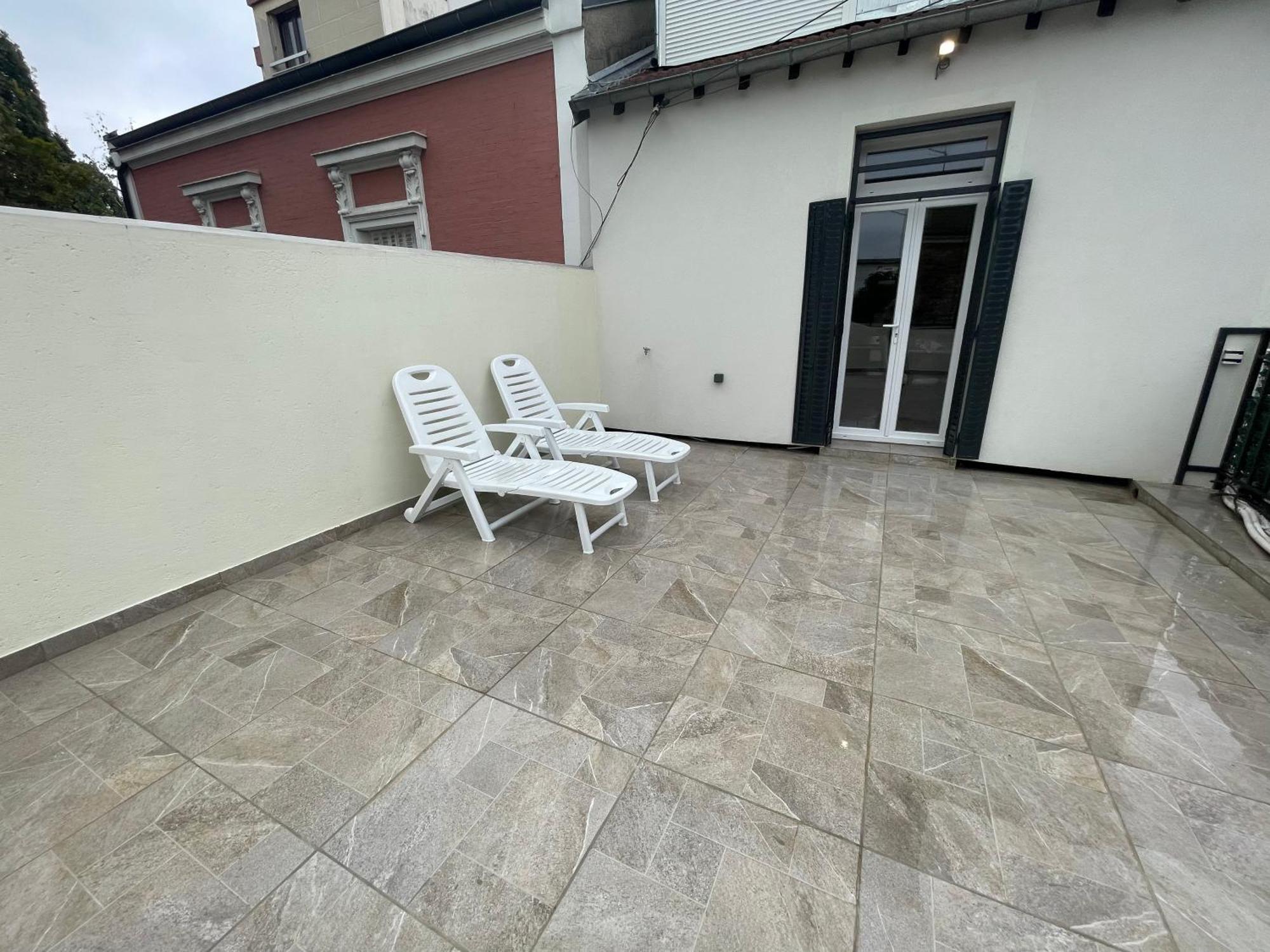 Appartement Avec Terrasse Et Ciel Etoile ! Noisy-le-Sec Esterno foto